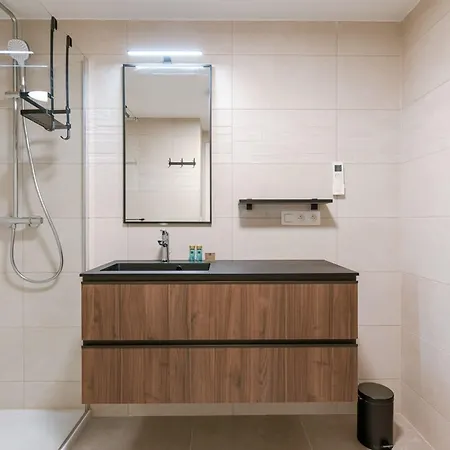 דירה Casiola - Cozy Ground-floor With Spacious Terrace *